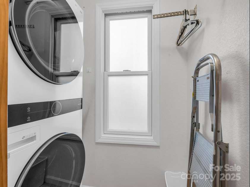 157 Silver Tree Lane, Lake Lure, NC 28746.  MLS# CAR4239946, YatesRealty ID 10377. 