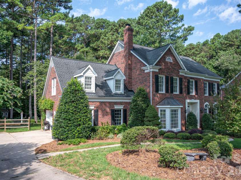 195 Cove Creek Loop, Mooresville, NC 28117.  MLS# CAR4367151, YatesRealty ID 10377. 
