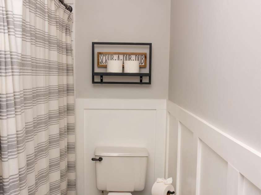 195 Cove Creek Loop, Mooresville, NC 28117.  MLS# CAR4367151, YatesRealty ID 10377. 