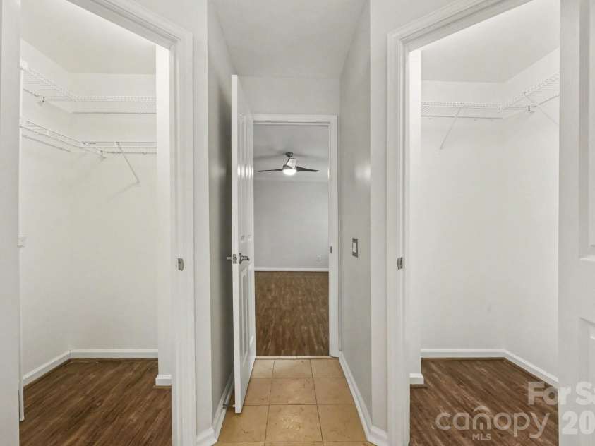 5805 Swanston Drive, Charlotte, NC 28269.  MLS# CAR4345984, YatesRealty ID 10378. 