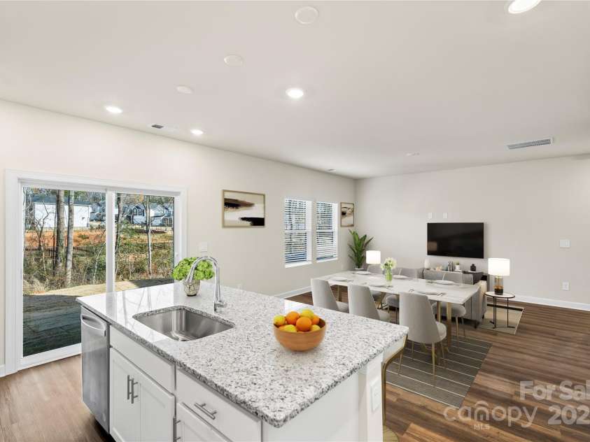 4015 Bufflehead Drive, Charlotte, NC 28269.  MLS# CAR4207398, YatesRealty ID 10379. 