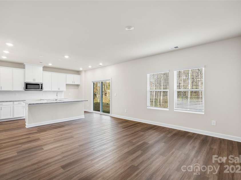 4015 Bufflehead Drive, Charlotte, NC 28269.  MLS# CAR4207398, YatesRealty ID 10379. 