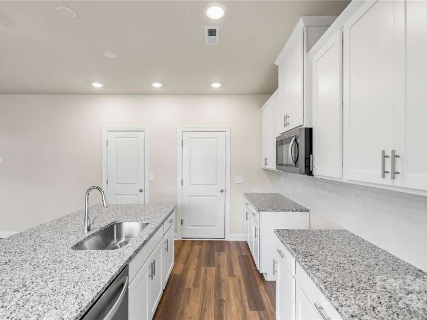 4015 Bufflehead Drive, Charlotte, NC 28269.  MLS# CAR4207398, YatesRealty ID 10379. 