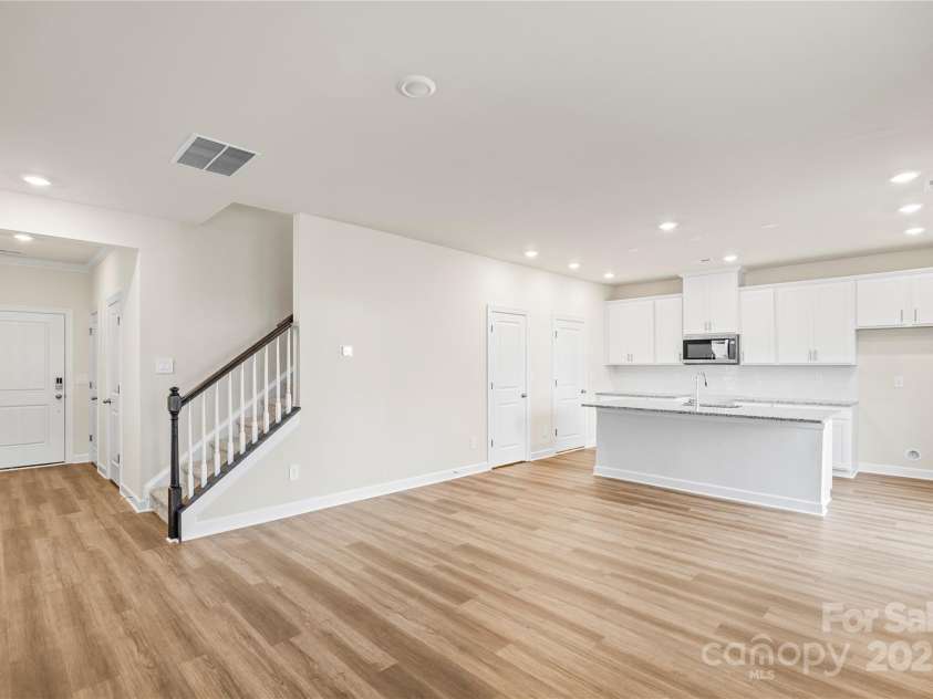 4015 Bufflehead Drive, Charlotte, NC 28269.  MLS# CAR4207398, YatesRealty ID 10379. 