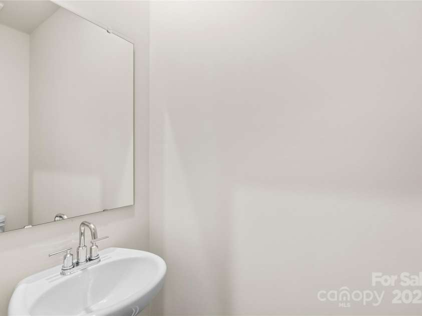 4015 Bufflehead Drive, Charlotte, NC 28269.  MLS# CAR4207398, YatesRealty ID 10379. 