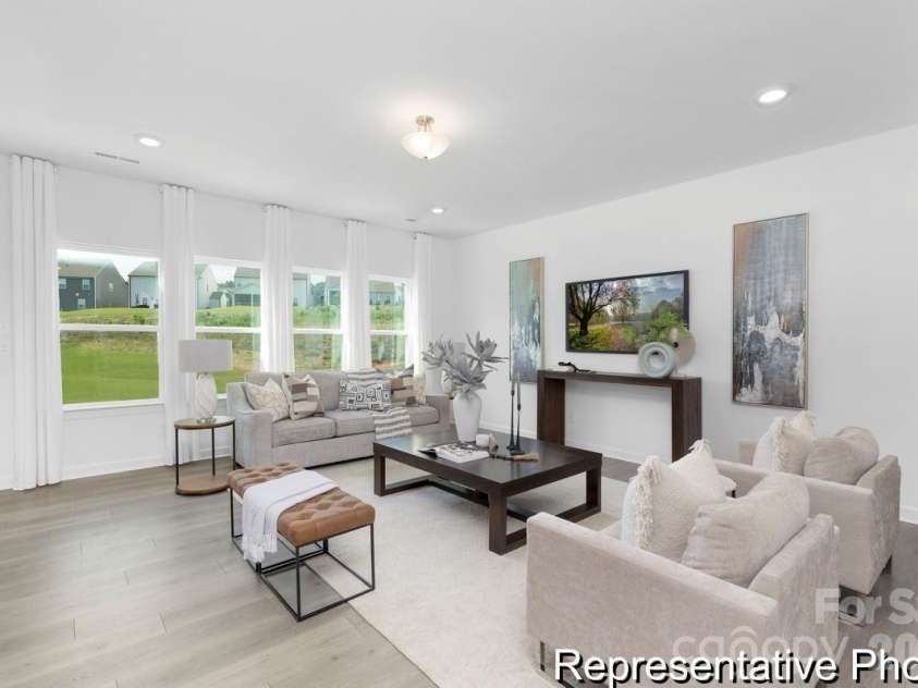 1832 Hunter Oaks Lane, Lincolnton, NC 28092.  MLS# CAR4338328, YatesRealty ID 1038. 