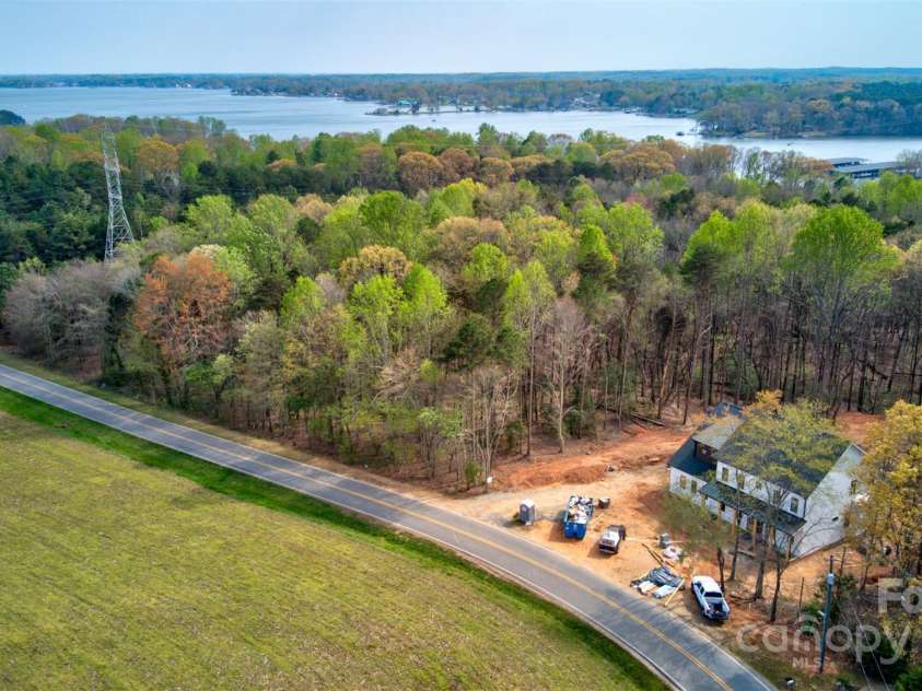 4495 Ina Lane, Sherrills Ford, NC 28673.  MLS# CAR4200480, YatesRealty ID 1038. 