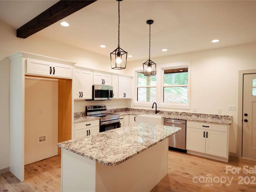 60 Country Cove Court, Leicester, NC 28748.  MLS# CAR4220406, YatesRealty ID 10380. 