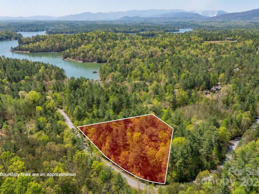 1400 Yellow Fork Trail, Nebo, NC 28761.  MLS# CAR4249378, YatesRealty ID 10381. 