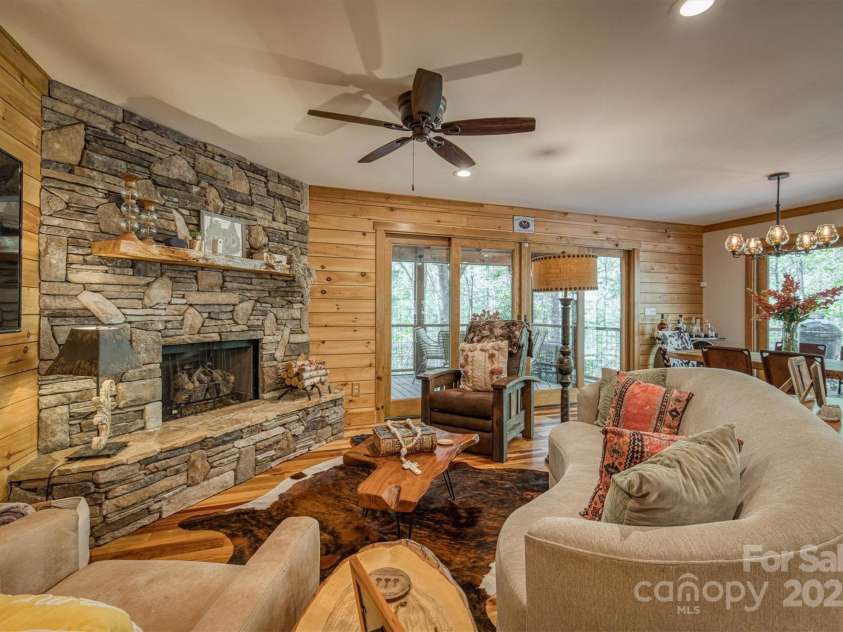 1400 Yellow Fork Trail, Nebo, NC 28761.  MLS# CAR4249378, YatesRealty ID 10381. 