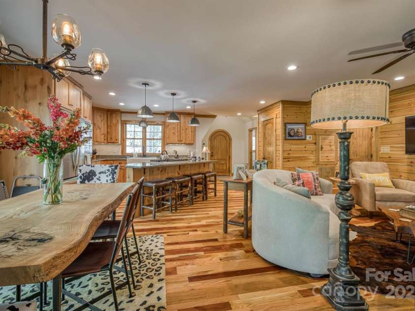 1400 Yellow Fork Trail, Nebo, NC 28761.  MLS# CAR4249378, YatesRealty ID 10381. 