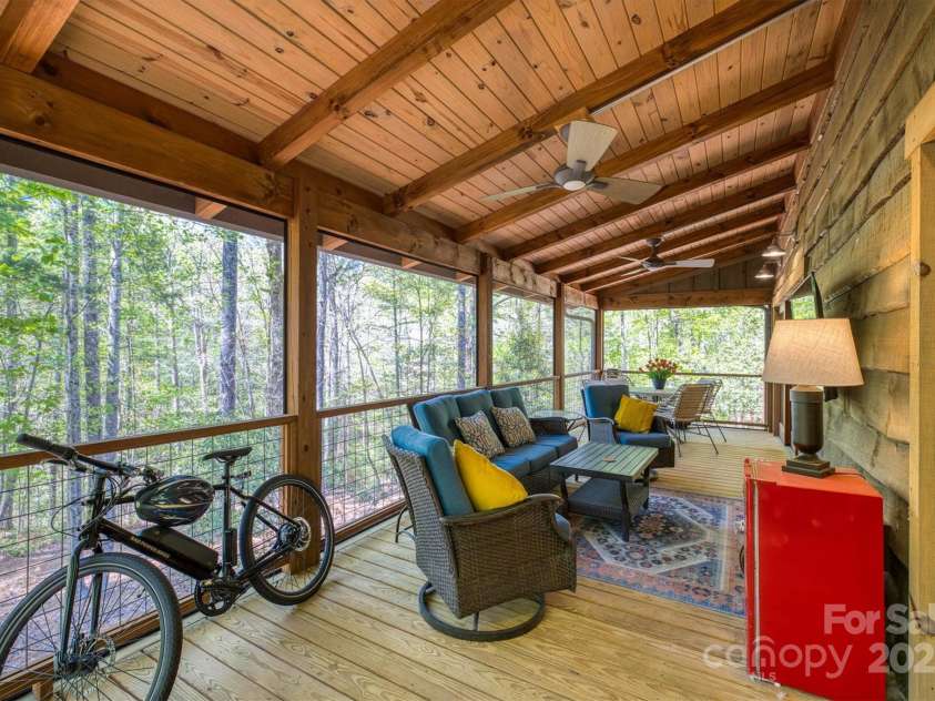 1400 Yellow Fork Trail, Nebo, NC 28761.  MLS# CAR4249378, YatesRealty ID 10381. 