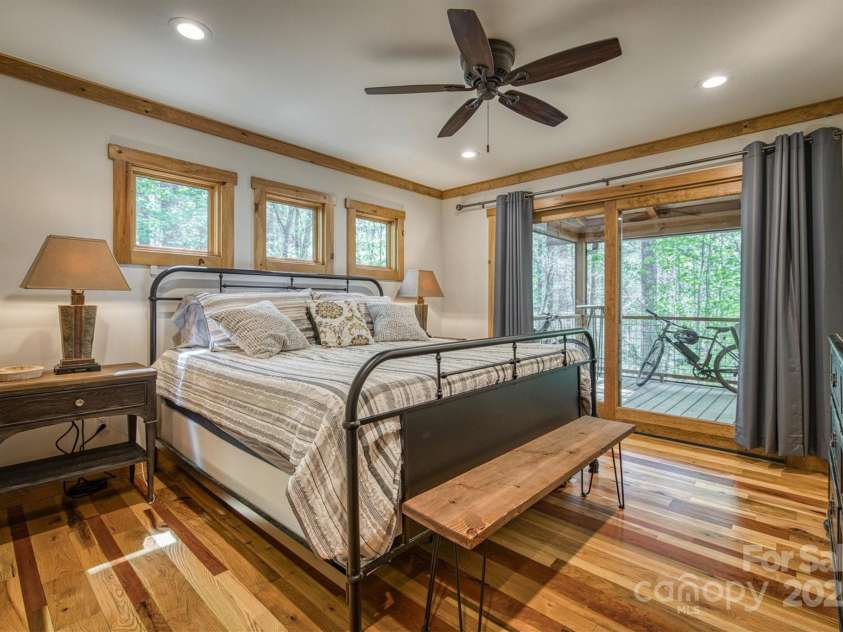 1400 Yellow Fork Trail, Nebo, NC 28761.  MLS# CAR4249378, YatesRealty ID 10381. 