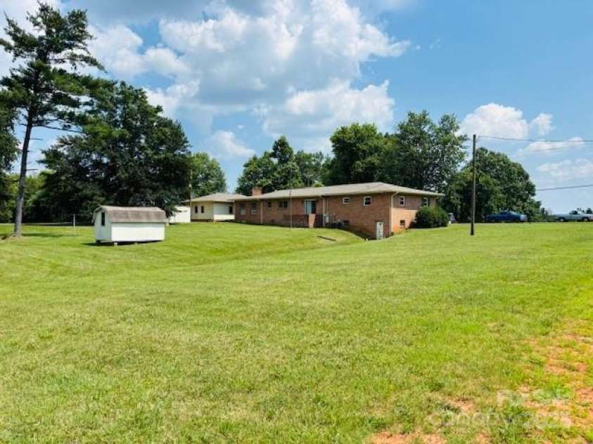 549 Piney Ridge Road, Forest City, NC 28043.  MLS# CAR4213025, YatesRealty ID 10382. 