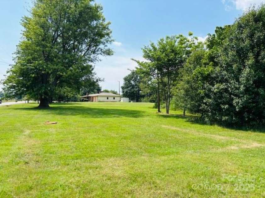 549 Piney Ridge Road, Forest City, NC 28043.  MLS# CAR4213025, YatesRealty ID 10382. 