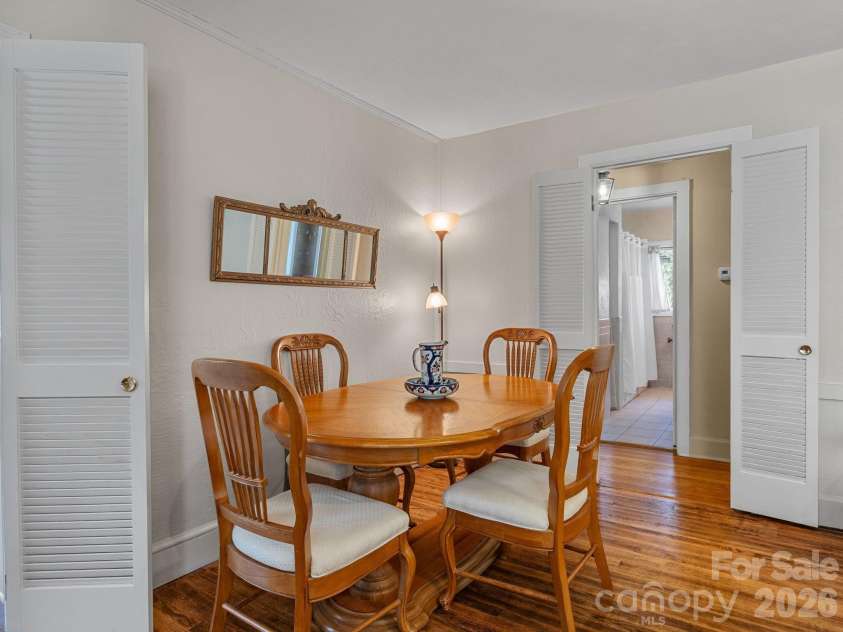 7 Rippy Hill Lane, Tryon, NC 28782.  MLS# CAR4366540, YatesRealty ID 10382. 