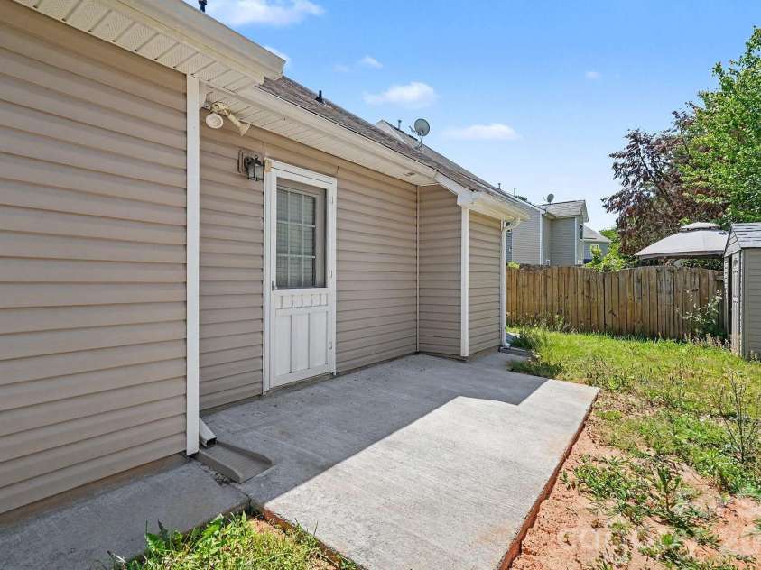 3056 Rocket Road, Rock Hill, SC 29732.  MLS# CAR4307039, YatesRealty ID 10383. 