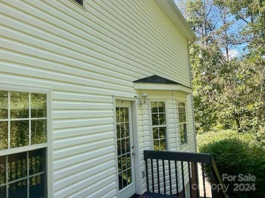 308 Carrituck Court, Lenoir, NC 28645.  MLS# CAR4189663, YatesRealty ID 10383. 