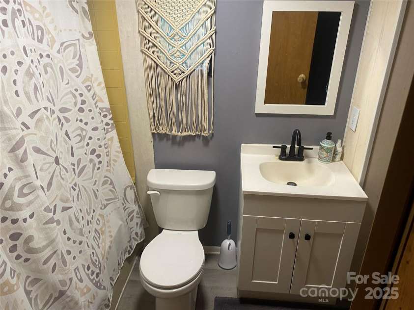 1798 Lonnie Shuffler Street, Morganton, NC 28655.  MLS# CAR4244611, YatesRealty ID 10384. 