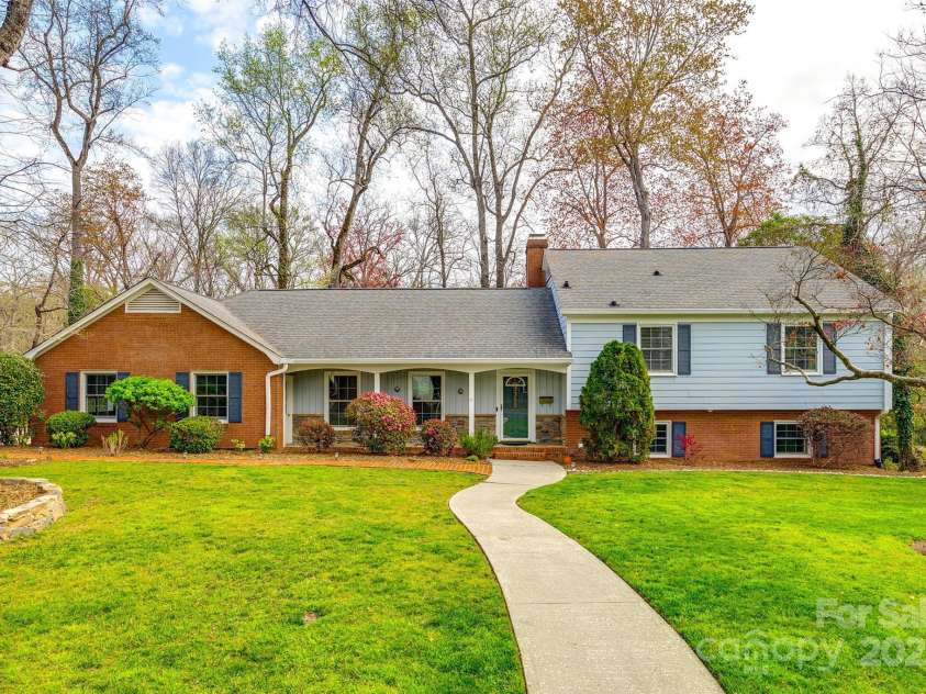 3319 Mill Pond Road, Charlotte, NC 28226.  MLS# CAR4208474, YatesRealty ID 10386. 