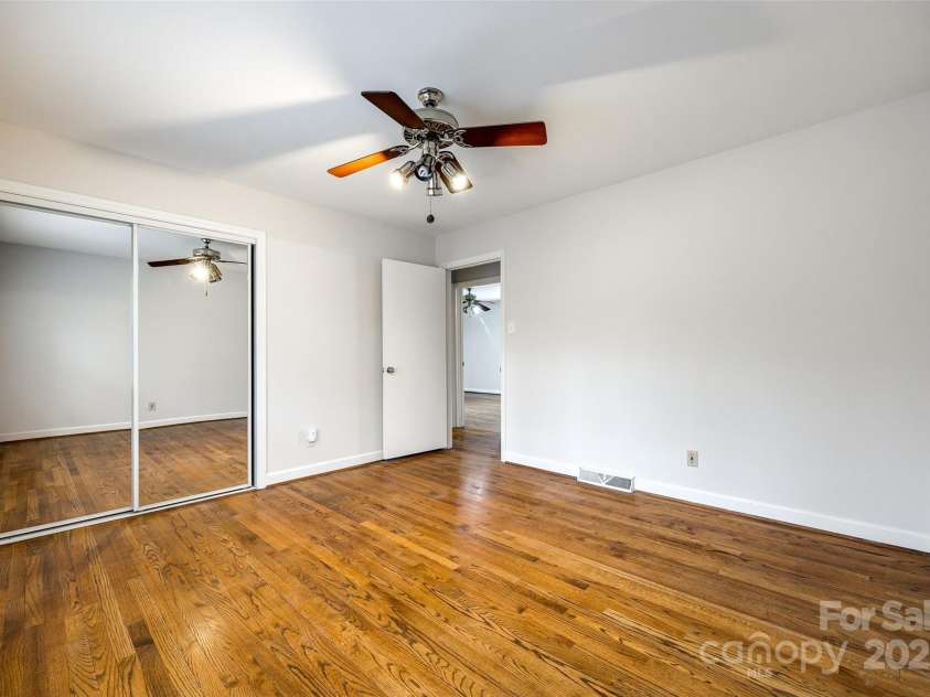3319 Mill Pond Road, Charlotte, NC 28226.  MLS# CAR4208474, YatesRealty ID 10386. 