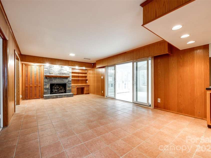 3319 Mill Pond Road, Charlotte, NC 28226.  MLS# CAR4208474, YatesRealty ID 10386. 