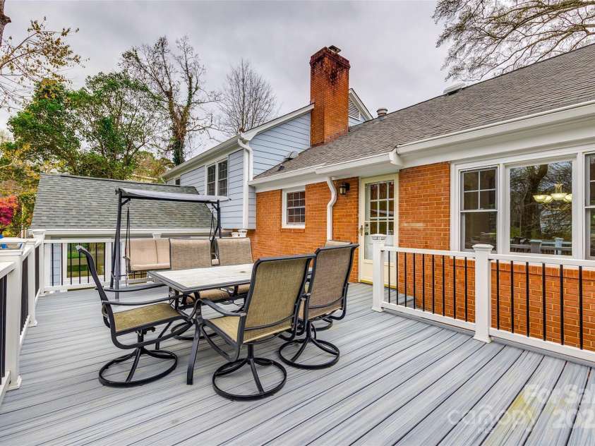 3319 Mill Pond Road, Charlotte, NC 28226.  MLS# CAR4208474, YatesRealty ID 10386. 