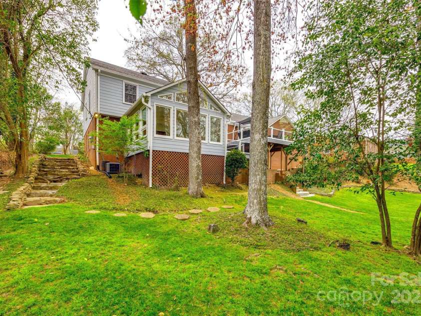 3319 Mill Pond Road, Charlotte, NC 28226.  MLS# CAR4208474, YatesRealty ID 10386. 