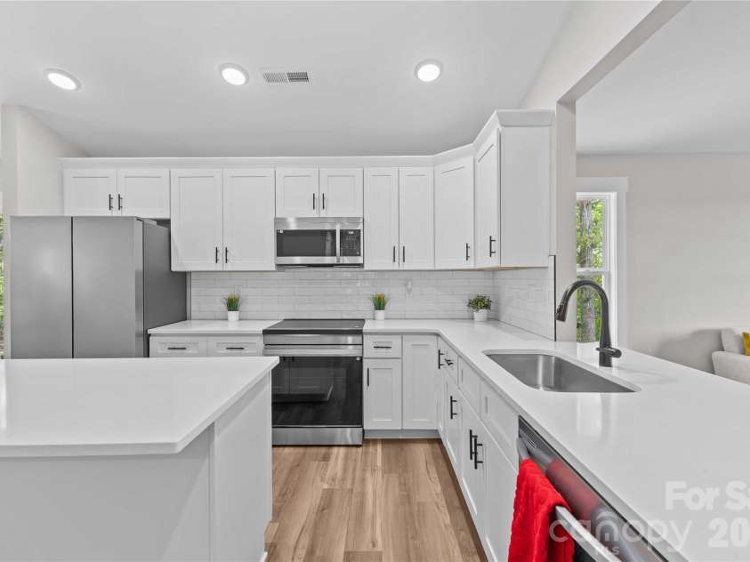 4581 Riverside Road, Lancaster, SC 29720.  MLS# CAR4357592, YatesRealty ID 10387. 