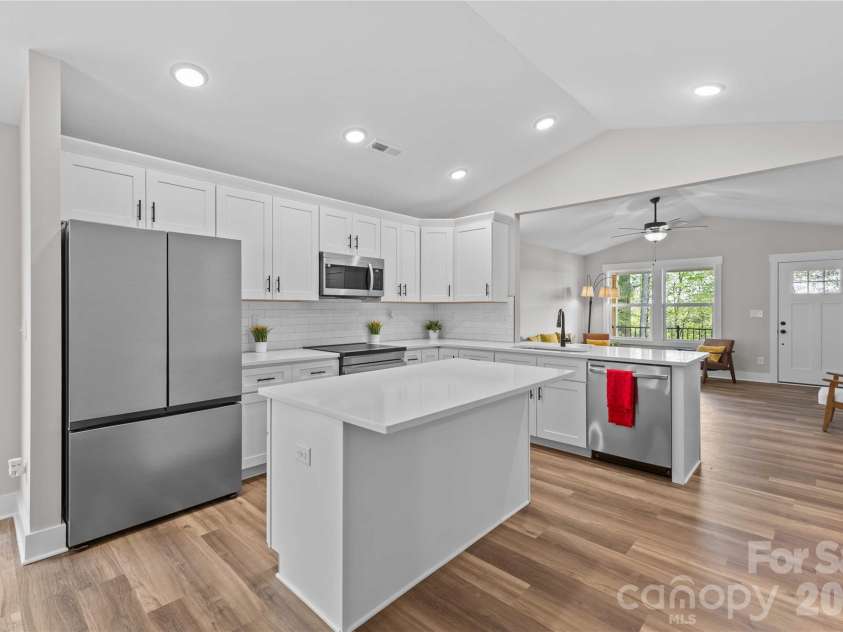 4581 Riverside Road, Lancaster, SC 29720.  MLS# CAR4357592, YatesRealty ID 10387. 