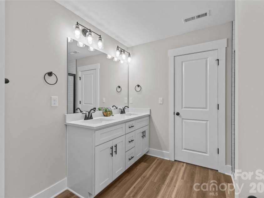 4581 Riverside Road, Lancaster, SC 29720.  MLS# CAR4357592, YatesRealty ID 10387. 