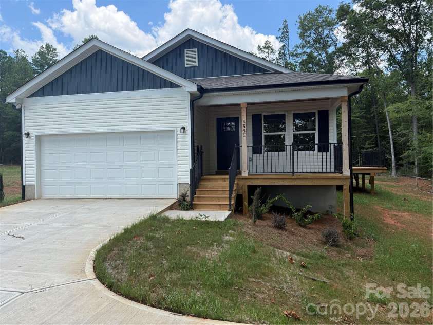 4581 Riverside Road, Lancaster, SC 29720.  MLS# CAR4357592, YatesRealty ID 10387. Front porch with room for table and seating.
