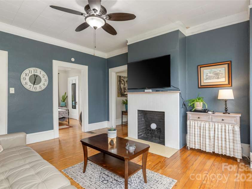 506 Blue Ridge Road, East Flat Rock, NC 28726.  MLS# CAR4329461, YatesRealty ID 10388. 