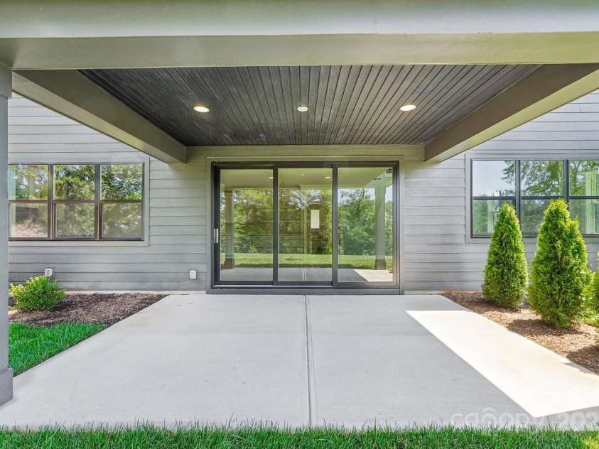 15009 Brownleigh Lane, Huntersville, NC 28078.  MLS# CAR4195439, YatesRealty ID 1039. Covered porch