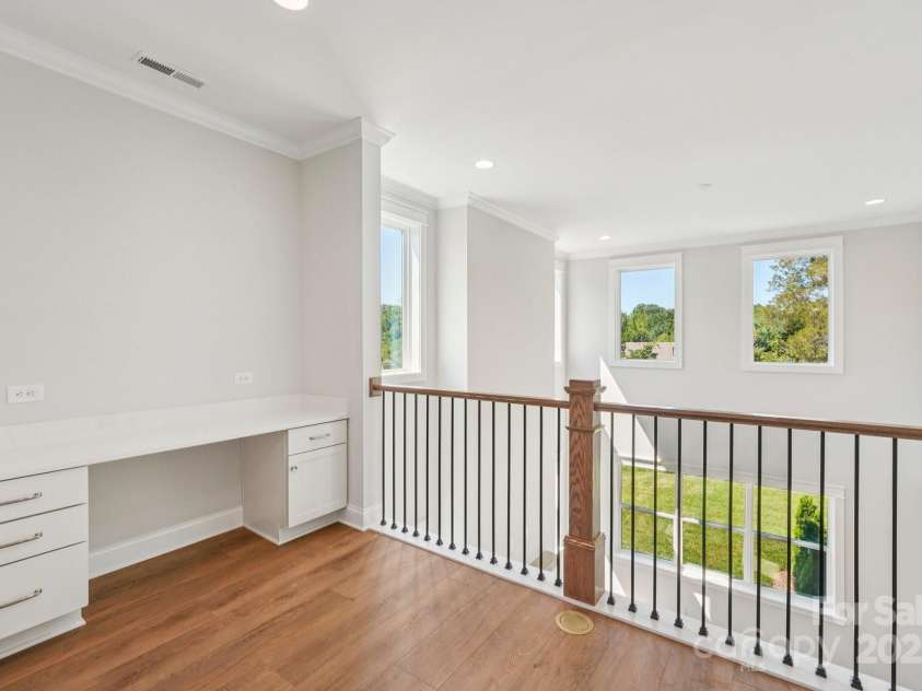 15009 Brownleigh Lane, Huntersville, NC 28078.  MLS# CAR4195439, YatesRealty ID 1039. Homework center