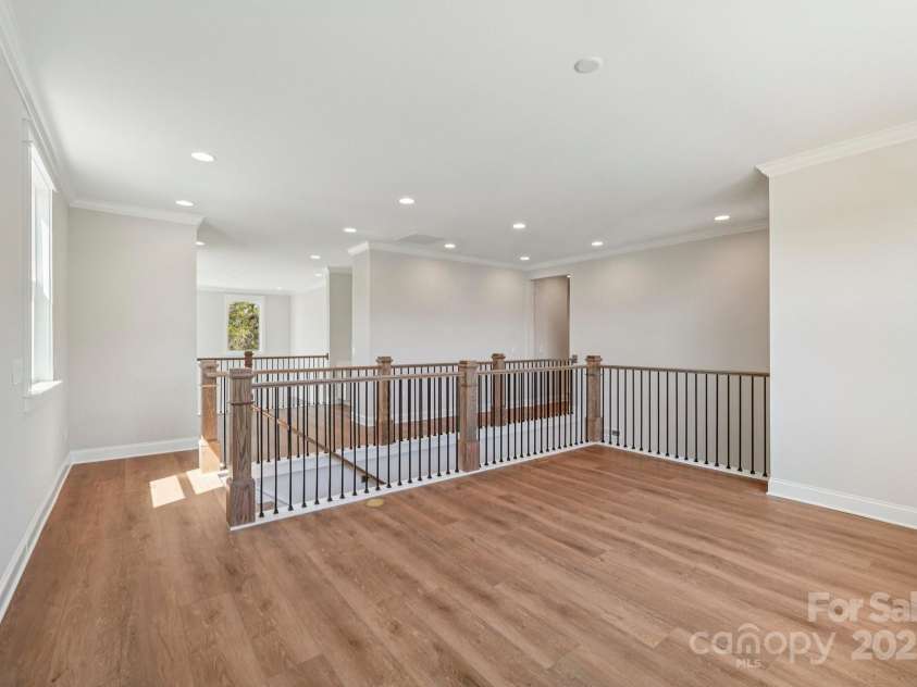 15009 Brownleigh Lane, Huntersville, NC 28078.  MLS# CAR4195439, YatesRealty ID 1039. Loft