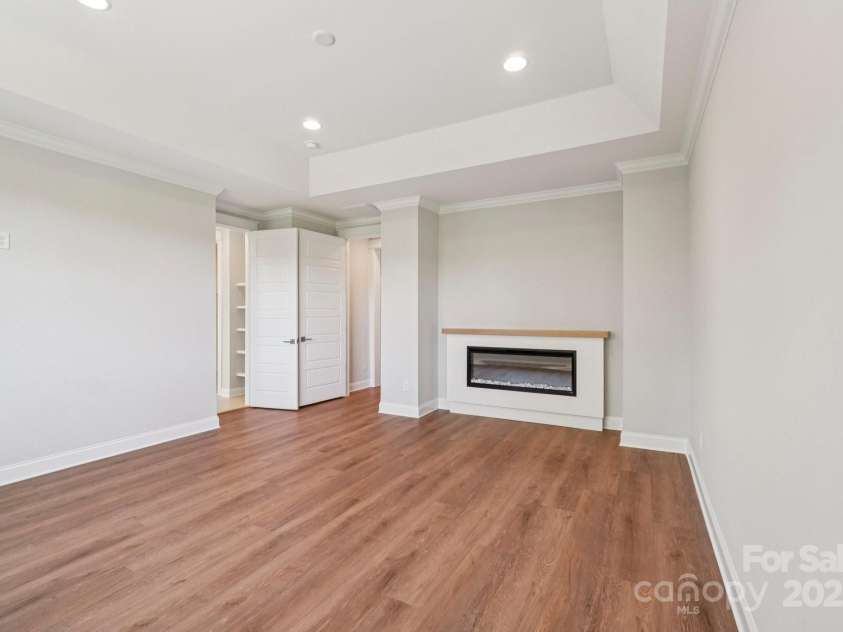 15009 Brownleigh Lane, Huntersville, NC 28078.  MLS# CAR4195439, YatesRealty ID 1039. Primary bedroom