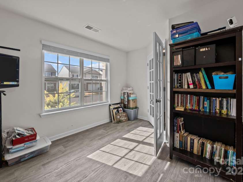 2124 Eastway Drive, Dallas, NC 28034.  MLS# CAR4321624, YatesRealty ID 1039. 