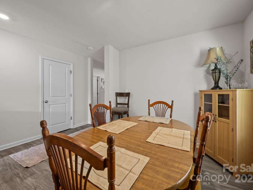 2124 Eastway Drive, Dallas, NC 28034.  MLS# CAR4321624, YatesRealty ID 1039. 