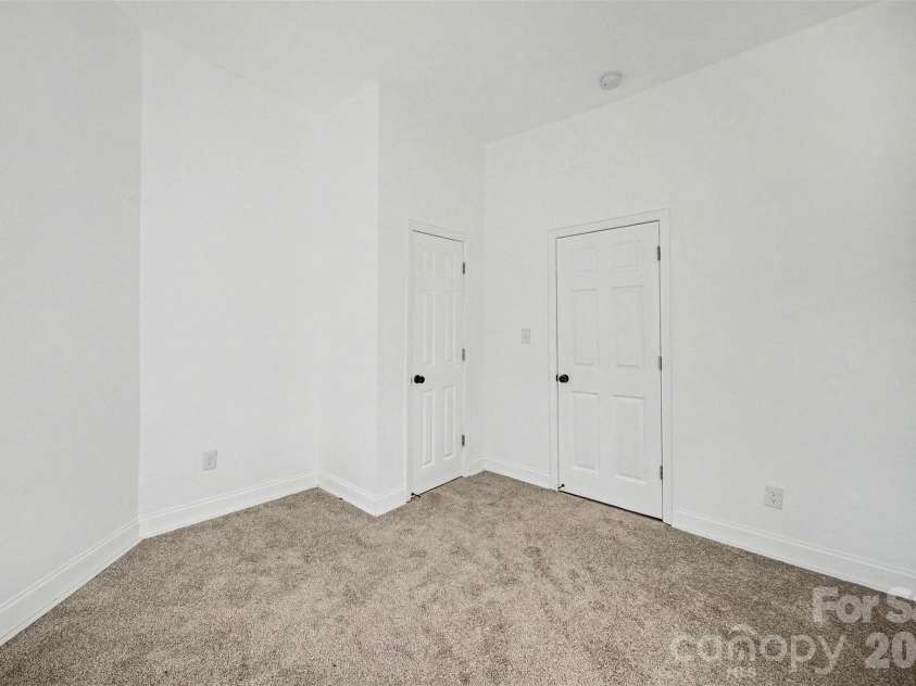 612 E Street, Newton, NC 28658.  MLS# CAR4334894, YatesRealty ID 1039. Bedroom 3