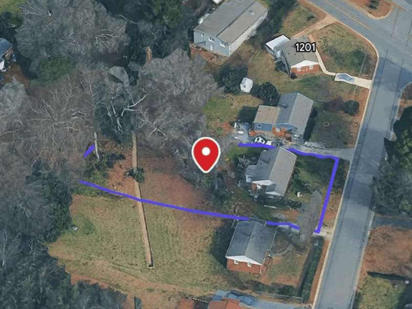 2523 Druid Hills Way, Charlotte, NC 28206.  MLS# CAR4362129, YatesRealty ID 10390. 