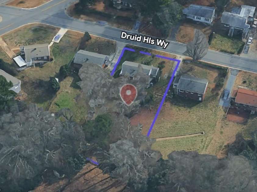 2523 Druid Hills Way, Charlotte, NC 28206.  MLS# CAR4362129, YatesRealty ID 10390. 