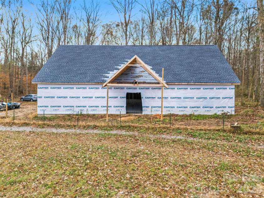 6027 Campbell Road, York, SC 29745.  MLS# CAR4395448, YatesRealty ID 10391. 