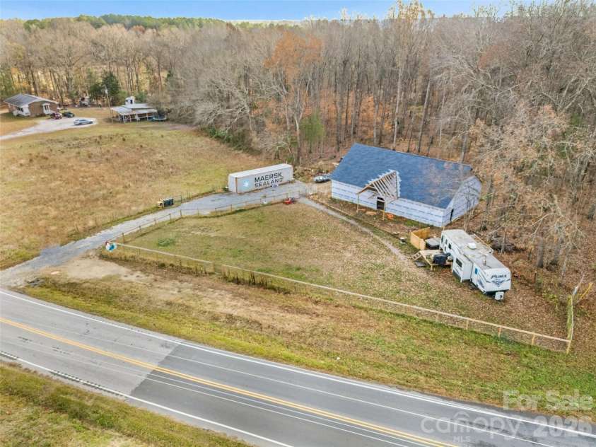 6027 Campbell Road, York, SC 29745.  MLS# CAR4395448, YatesRealty ID 10391. 