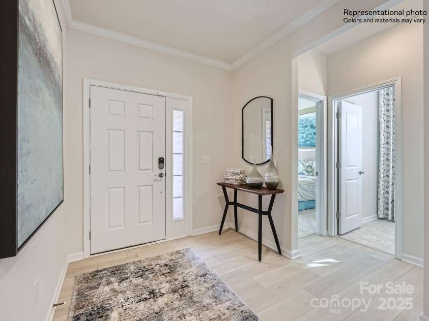 2817 Morning Song Way, Lancaster, SC 29720.  MLS# CAR4227371, YatesRealty ID 10392. Foyer