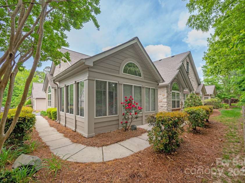 2704 Polo Club Boulevard, Matthews, NC 28105.  MLS# CAR4252625, YatesRealty ID 10394. 
