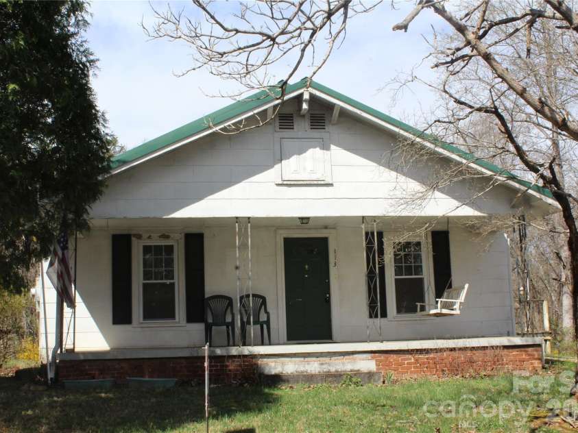 113 Williams Way, Morganton, NC 28655.  MLS# CAR4343952, YatesRealty ID 10396. 
