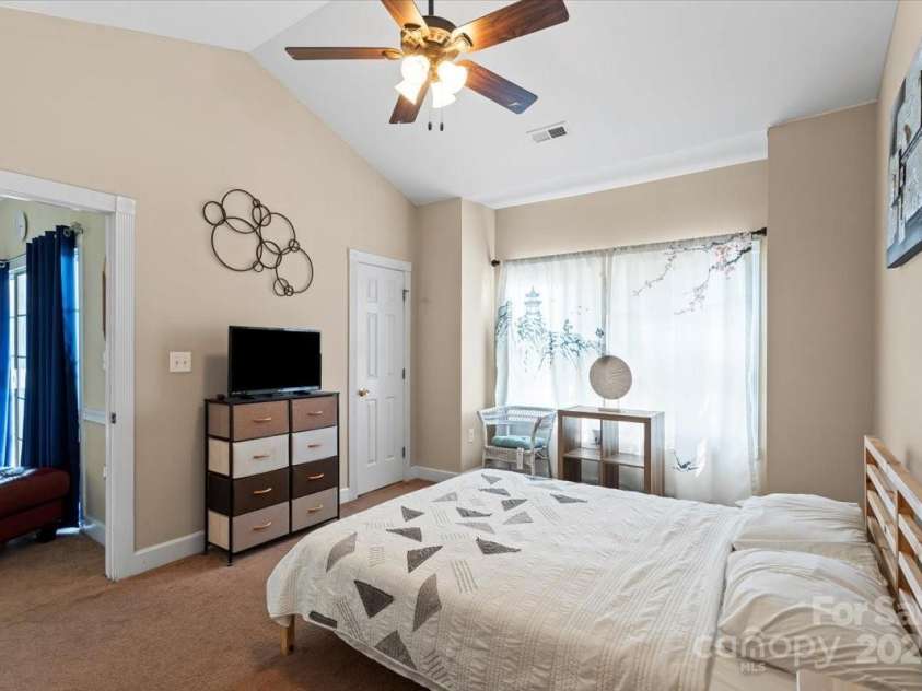9063 Meadow Vista Road, Charlotte, NC 28213.  MLS# CAR4237822, YatesRealty ID 10397. Bedroom 1