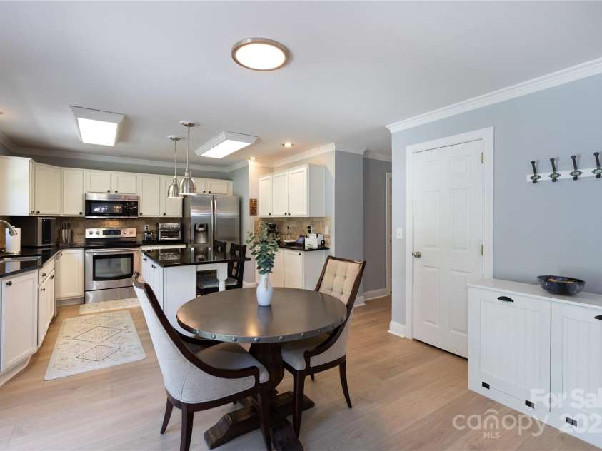 1184 Oak Drive, Rock Hill, SC 29732.  MLS# CAR4252921, YatesRealty ID 10399. 