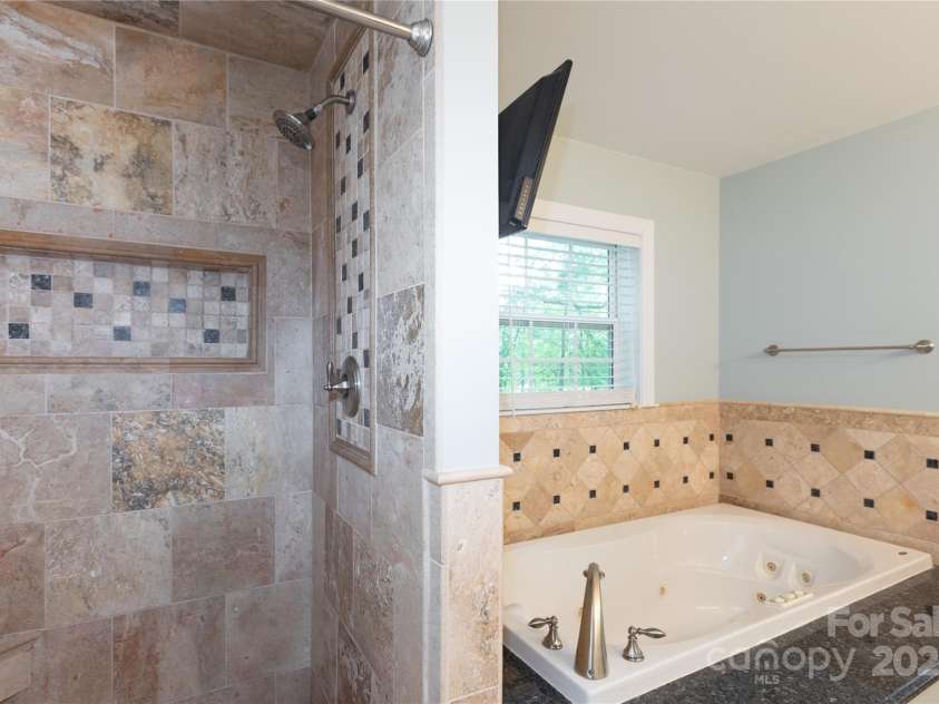 1184 Oak Drive, Rock Hill, SC 29732.  MLS# CAR4252921, YatesRealty ID 10399. 